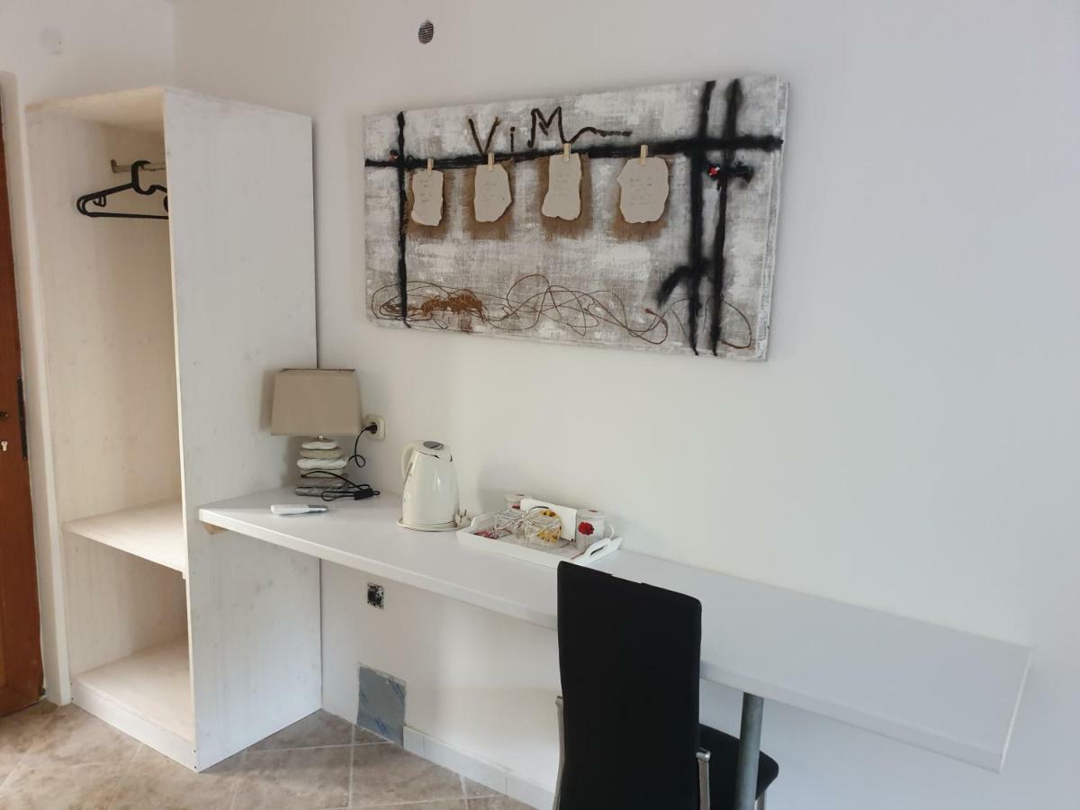 Rooms And Apartments V&M Murine Extérieur photo